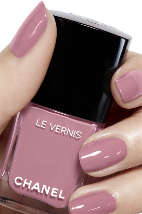 chanel le vernis petale|chanel le vernis nail polish.